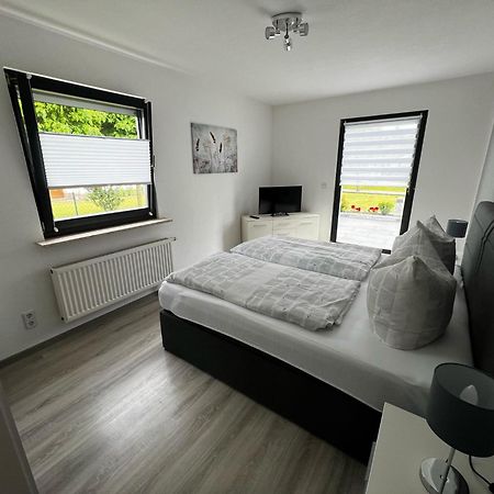 Apartamento Haus Am Bodden Fuhlendorf  Exterior foto