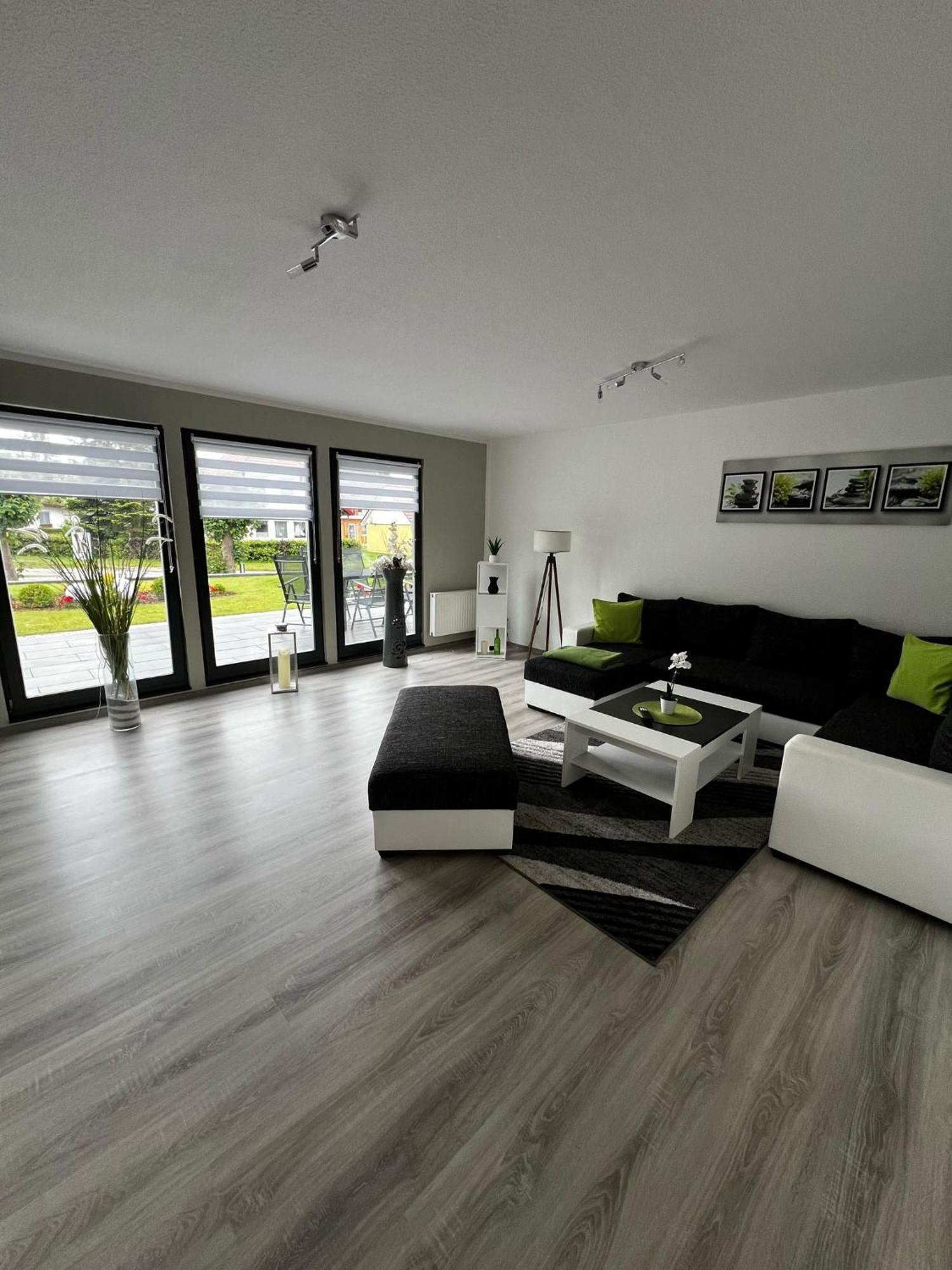 Apartamento Haus Am Bodden Fuhlendorf  Exterior foto